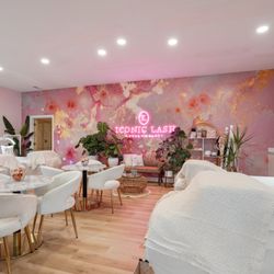 Iconic Lash Studio