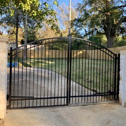 Champion Fence - Iron Gate with Operner