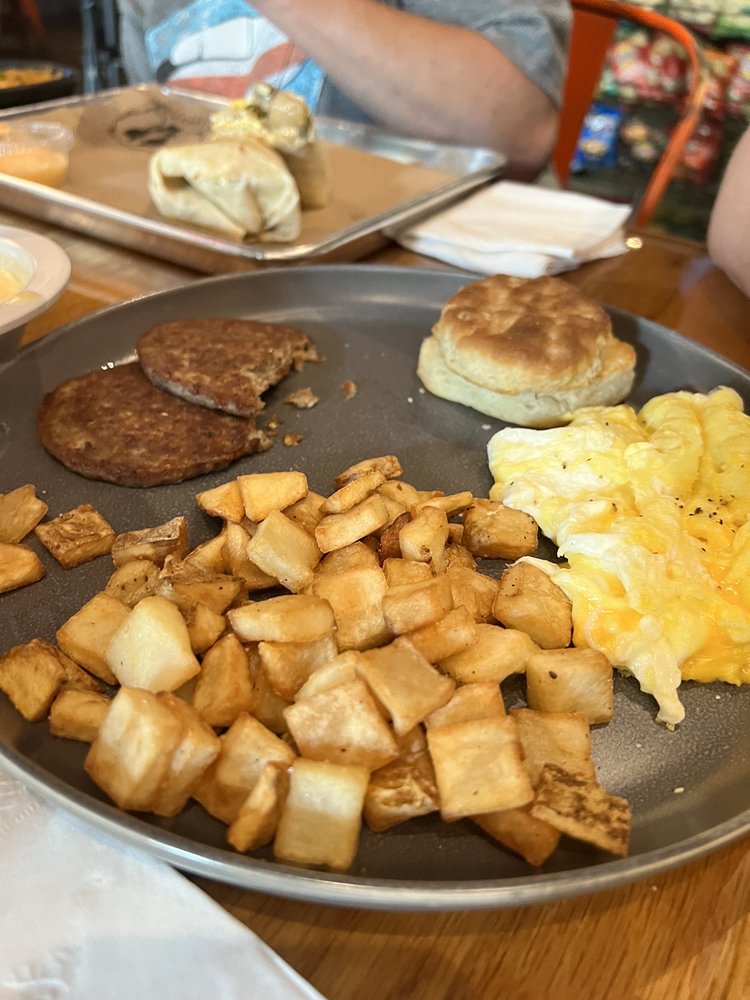 THE DOG HOUSE 183 Reviews & 151 Photos 30 S Palafox St, Pensacola, Florida Hot Dogs