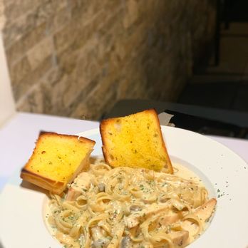 Sicily Pizza and Pasta - Chicken Alfredo - Pizza Near Me - Houston, Texas Sicily Pizza and Pasta - Chicken Alfredo - Pizza Near Me - Houston, Texas