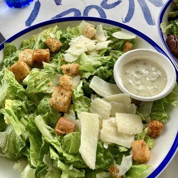 Cochon Dingue Lebourgneuf - Caesar Salad - French Near Me - Quebec City, Quebec Cochon Dingue Lebourgneuf - Caesar Salad - French Near Me - Quebec City, Quebec