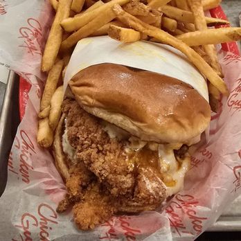 Chicken Guy! - Mac and cheese chicken meal - Sandwiches Near Me - New York, New York Chicken Guy! - Mac and cheese chicken meal - Sandwiches Near Me - New York, New York