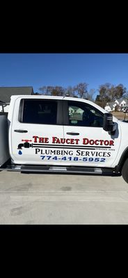 The Faucet Doctor Logo
