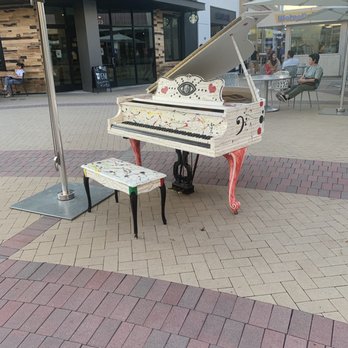 Broadway Plaza - Artsy piano - Shopping Centers Near Me - Walnut Creek, California Broadway Plaza - Artsy piano - Shopping Centers Near Me - Walnut Creek, California