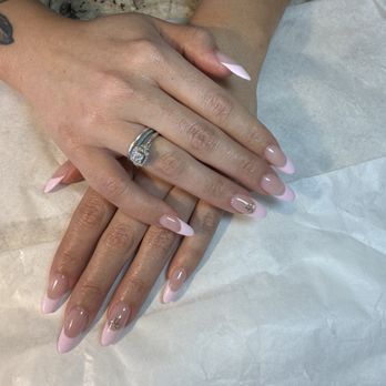 La Belle Nail Spa - Nina always does amazing and is so patient! I've been coming to her and this salon for 5 years and am always happy! - Nail Salons Near Me - Costa Mesa, California La Belle Nail Spa - Nina always does amazing and is so patient! I've been coming to her and this salon for 5 years and am always happy! - Nail Salons Near Me - Costa Mesa, California
