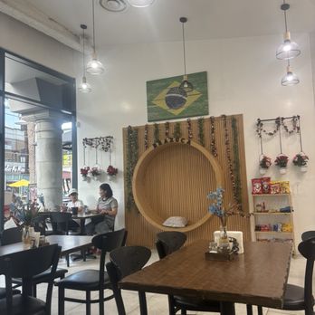 Brazuca Cafe - Seating area - Brazilian Near Me - Costa Mesa, California