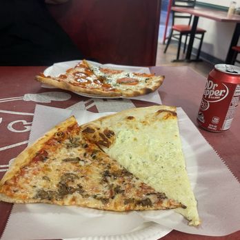 Bronx Pizza - Pizza and pop - Pizza Near Me - San Diego, California Bronx Pizza - Pizza and pop - Pizza Near Me - San Diego, California
