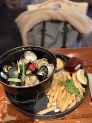 TAKENAKA Uni Bar by null