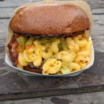 Capitol Burger - Mac N Cheese Burger - Burgers Near Me - Torrey, Utah