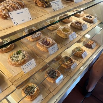 Stellina Pronto - Pastry case - Cafes Near Me - Petaluma, California Stellina Pronto - Pastry case - Cafes Near Me - Petaluma, California