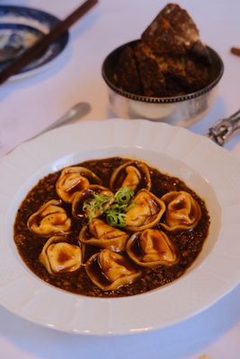 Le Cheval d'Or by null Le Cheval d'Or by null