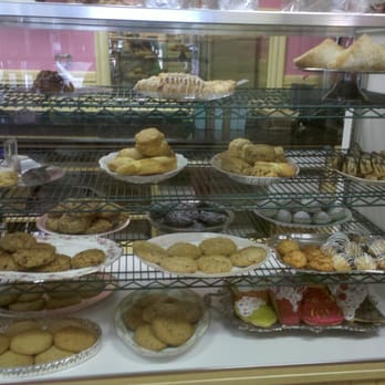 Beverly's Bakery - 062211:  cookies, etc... - Bakeries Near Me - Fullerton, California