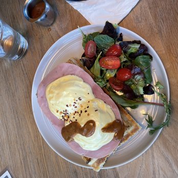 Nero Waffles - Ham Eggs Benny on a waffle - Waffles Near Me - Vancouver, British Columbia Nero Waffles - Ham Eggs Benny on a waffle - Waffles Near Me - Vancouver, British Columbia