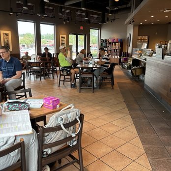 Starbucks - Busy Wednesday morning at 10AM - Coffee & Tea Near Me - Johns Creek, Georgia Starbucks - Busy Wednesday morning at 10AM - Coffee & Tea Near Me - Johns Creek, Georgia