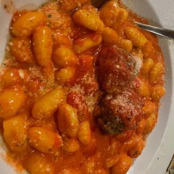 Mia Madre Trattoria - Underwhelming gnocchi in blush sauce with tasty meatballs - Italian Near Me - Pittsburgh, Pennsylvania Mia Madre Trattoria - Underwhelming gnocchi in blush sauce with tasty meatballs - Italian Near Me - Pittsburgh, Pennsylvania