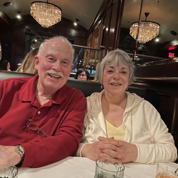 Abe & Louie's - Steakhouses Near Me - Boston, Massachusetts