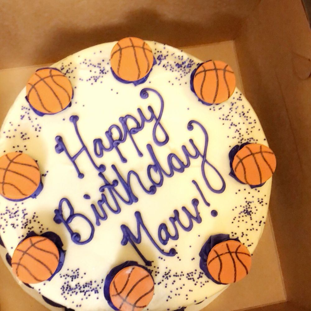 Custom order red velvet birthday cake!! Custom order red velvet birthday cake!!