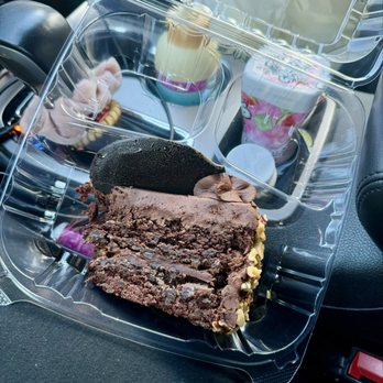 Sotta - Chocolate cake - Mediterranean Near Me - Burbank, California