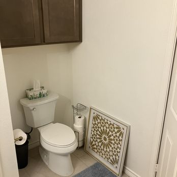 Flint Arrow - Toilet & cabinet - General Contractors Near Me - Jonestown, Texas Flint Arrow - Toilet & cabinet - General Contractors Near Me - Jonestown, Texas