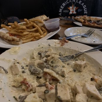 Sofia’s Italiano - Mike and Jen Pasta is my favorite thing to get here. - Italian Near Me - Friendswood, Texas