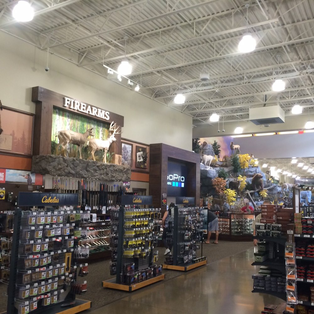 Bass Pro Shops - Outdoor Gear Near Me - Sun Prairie, Wisconsin