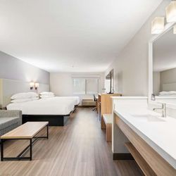 Phoenix Inn Suites Lake Oswego Giftly Beautiful Gift Card