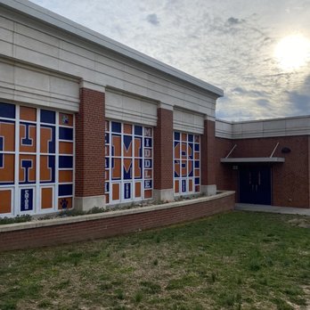 Hebron Middle School - Middle Schools & High Schools Near Me - Shepherdsville, Kentucky Hebron Middle School - Middle Schools & High Schools Near Me - Shepherdsville, Kentucky