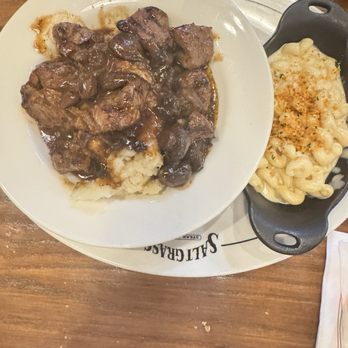 Saltgrass Steak House - This is the smoked Gouda Mac and cheese with the tenderloin bites with mashed potato - Steakhouses Near Me - Fort Worth, Texas Saltgrass Steak House - This is the smoked Gouda Mac and cheese with the tenderloin bites with mashed potato - Steakhouses Near Me - Fort Worth, Texas