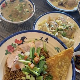 Mí Sủi Cảo Kho Mí Sủi Cảo Kho