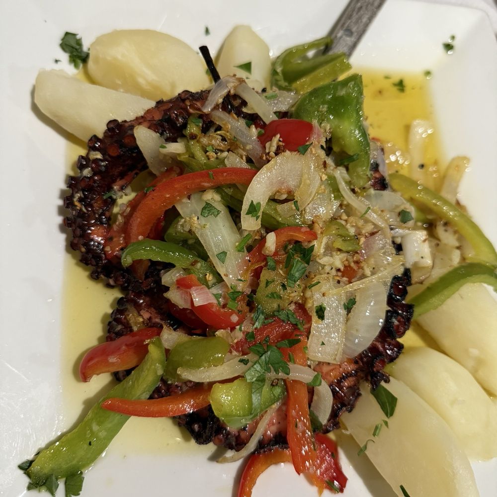 Old Oak Restaurant Bar & Grill - Polvo grelhado - grilled octopus. 1000/10***** - Steakhouses Near Me - Danbury, Connecticut Old Oak Restaurant Bar & Grill - Polvo grelhado - grilled octopus. 1000/10***** - Steakhouses Near Me - Danbury, Connecticut