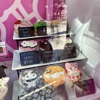 Hello Kitty Cafe - Desserts Near Me - Las Vegas, Nevada