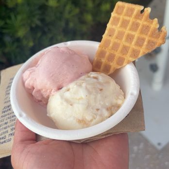 Jeni's Splendid Ice Creams - Treats!!!! 27.07.2025 - Ice Cream & Frozen Yogurt Near Me - Sarasota, Florida Jeni's Splendid Ice Creams - Treats!!!! 27.07.2025 - Ice Cream & Frozen Yogurt Near Me - Sarasota, Florida