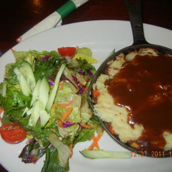 Elephant & Castle - shepherd's pie - Pubs Near Me - Chicago, Illinois Elephant & Castle - shepherd's pie - Pubs Near Me - Chicago, Illinois