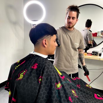 Empire Barber Studio 290 - Chico the barber - Barbers Near Me - Houston, Texas Empire Barber Studio 290 - Chico the barber - Barbers Near Me - Houston, Texas