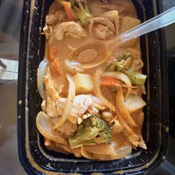 Thai Thani - Massaman Curry Supreme - Thai Near Me - Orlando, Florida Thai Thani - Massaman Curry Supreme - Thai Near Me - Orlando, Florida