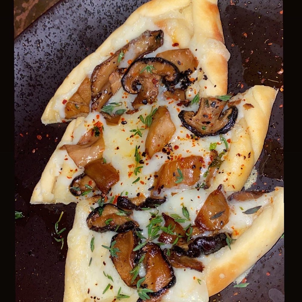 Taxim - IOÁNNINAS PEYNIRLÍ (mushroom flatbread) - Greek Near Me - Chicago, Illinois Taxim - IOÁNNINAS PEYNIRLÍ (mushroom flatbread) - Greek Near Me - Chicago, Illinois