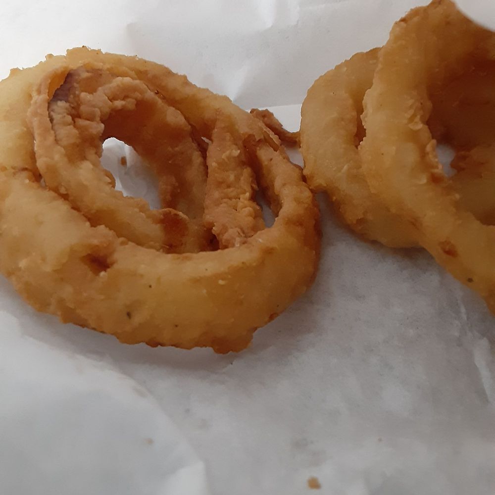 Willies BBQ & Burgers - What's left of my onion rings - Barbeque Near Me - Cut and Shoot, Texas Willies BBQ & Burgers - What's left of my onion rings - Barbeque Near Me - Cut and Shoot, Texas