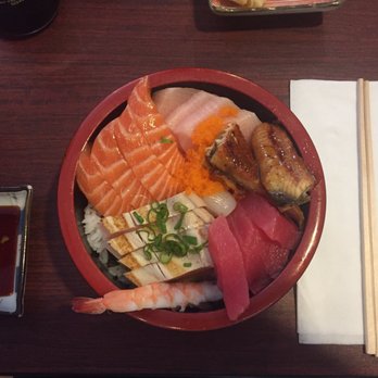 Musashi's - Chirashi bowl with generous cuts of sashimi :) - Japanese Near Me - Bellevue, Washington Musashi's - Chirashi bowl with generous cuts of sashimi :) - Japanese Near Me - Bellevue, Washington