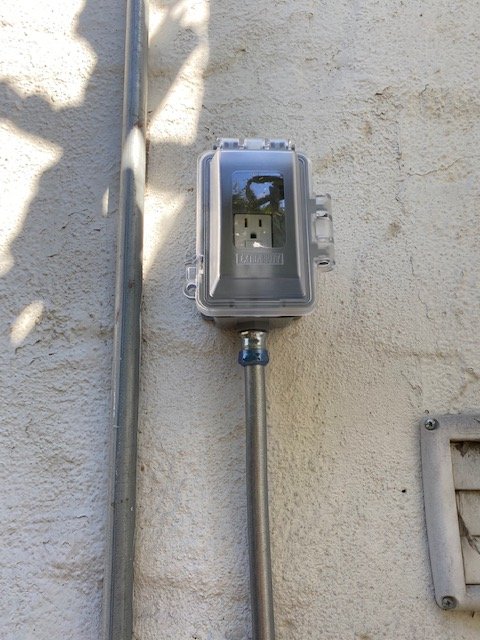 Slide of Sixtos Electrical