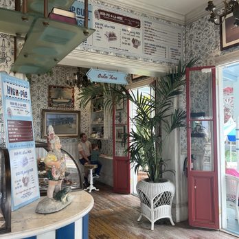 High-Pie - Entry to pie shop/ house - Themed Cafes Near Me - Oceanside, California