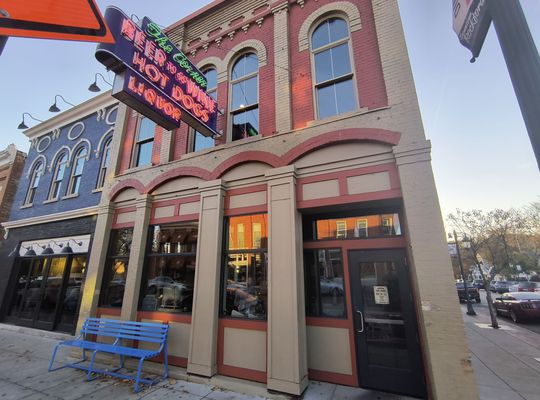 Rockford Corner Bar by null