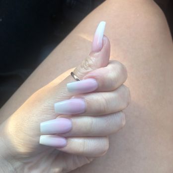 Sujéy Nail Bar - Ombré manicure - Nail Salons Near Me - Palmdale, California Sujéy Nail Bar - Ombré manicure - Nail Salons Near Me - Palmdale, California