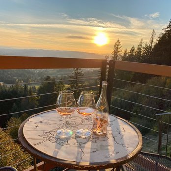 Chehalem Ridge Bed & Breakfast - Bed & Breakfast Near Me - Newberg, Oregon Chehalem Ridge Bed & Breakfast - Bed & Breakfast Near Me - Newberg, Oregon