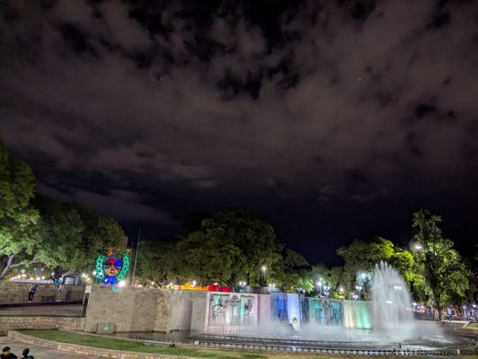 Plaza Independencia by null
