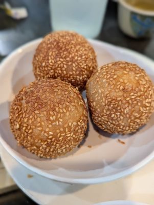Ming’s Bistro by null