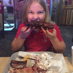 Pigsty BBQ - Mmmmmmm RIBS!!!!