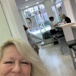 Mint Nail and Beauty Bar