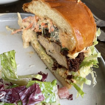 Emma's Torch - Chicken sandwich - Breakfast & Brunch Near Me - Brooklyn, New York