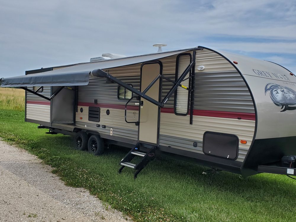 ADVENTURE RV RENTALS AT LAKE OF THE OZARKS Updated October 2024 24