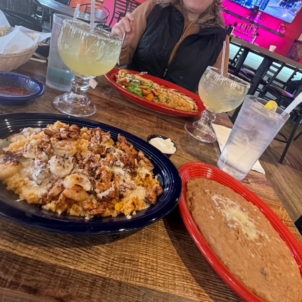 Santo Coyote - Mexican Near Me - Gibsonia, Pennsylvania